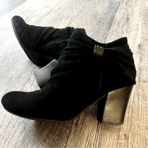 Andrew Geller Guinivere Booties
